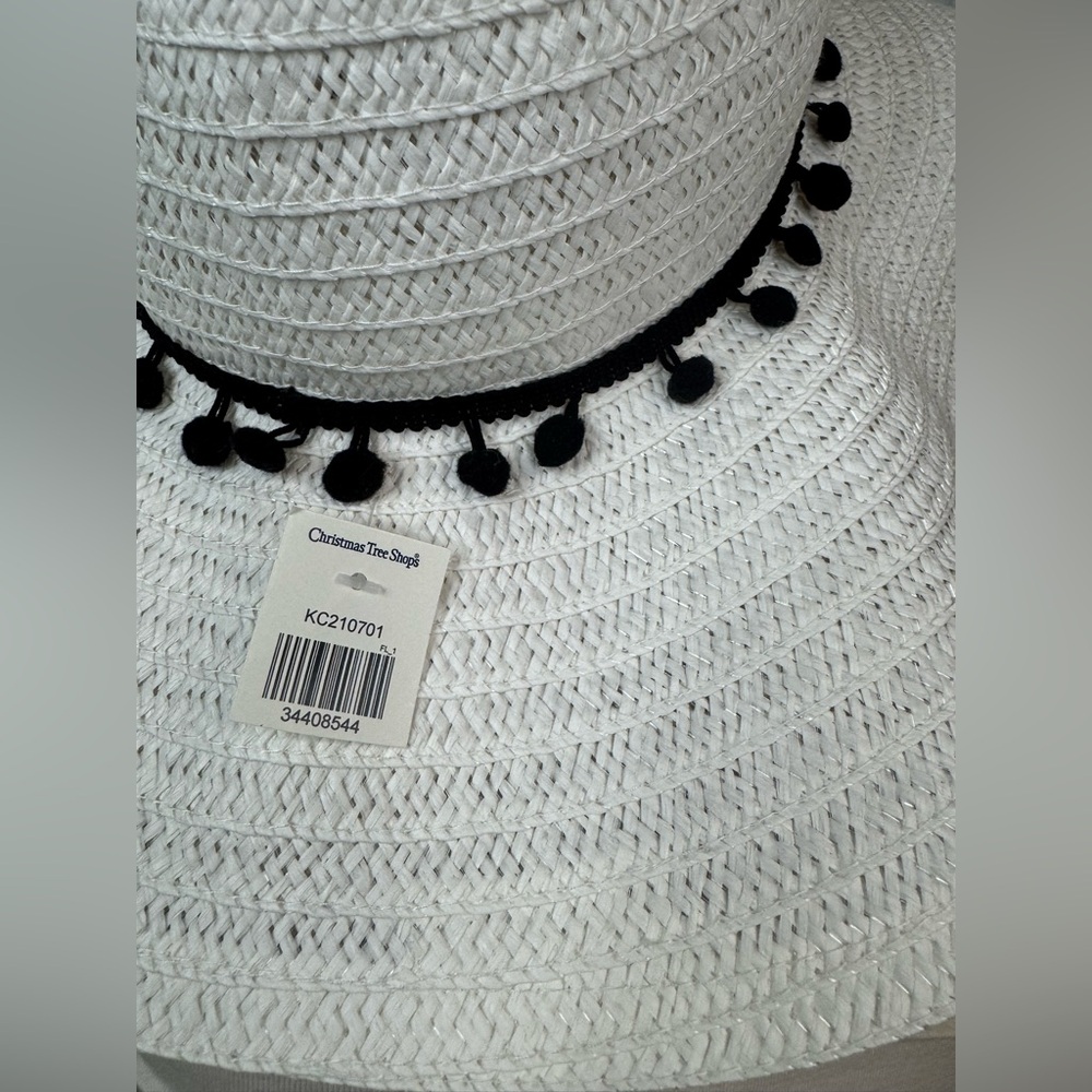 White 'Future Mrs.' Sun Hat - Picture 5 of 5